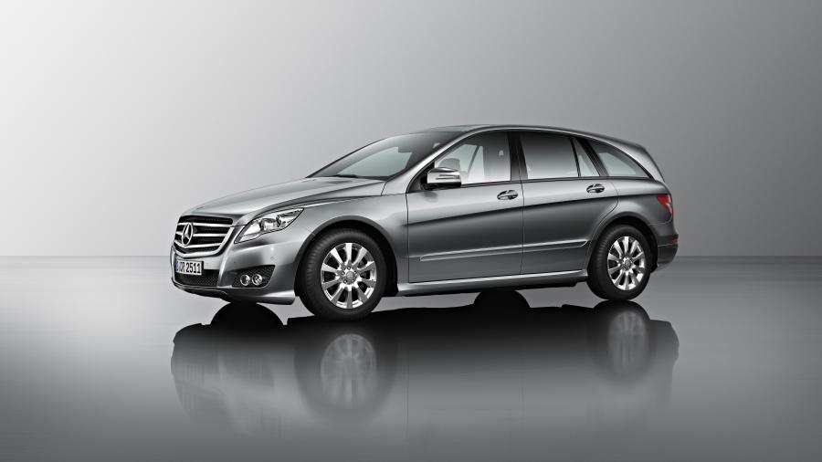  Mercedes-Benz R-Class 2010 года  (фото 32 из 45)